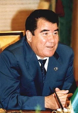 Death of Leader Brings Little Early Change to Turkmenistan