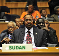 World Citizen: Indicted Bashir Feels the Love from Arab League