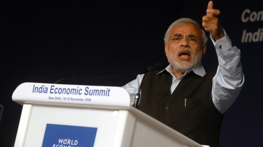 Modi’s Frontrunner Status in India Elections Puts U.S. in Awkward Position