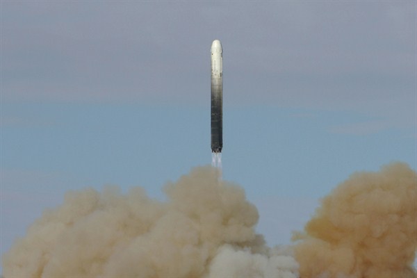 Russian RS-18 Stiletto missile is launched from the Baikonur cosmodrome in Kazakhstan, Oct. 22, 2008 (AP photo).