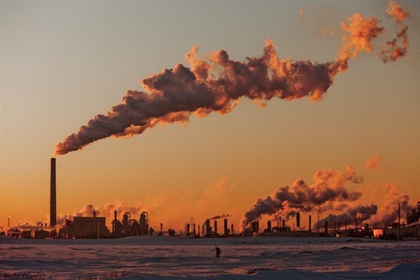 Oil sands refinery in Fort McMurray, Alberta, Canada, Feb. 10, 2012 (photo by Flickr user kris krüg, licensed under the Attribution-NonCommercial-ShareAlike 2.0 Generic license).