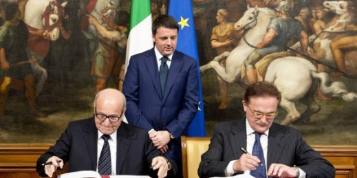 Italian Prime Minister Matteo Renzi attended the signing of a deal between Italian steelmaker Lucchini and Algerian conglomerate Cevital, Rome, Italy, Dec. 9, 2014 (Photo from the office of the Italian Prime Minister).