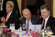 U.S. Secretary of State John Kerry, U.S. Vice President Joe Biden and Ukrainian President Petro Poroshenko attend a meeting during the Munich Security Conference in Munich, Germany, Feb. 7, 2015 (AP photo by Matthias Schrader).