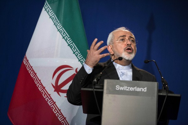 Iranian Foreign Minister Javad Zarif speaks during a press conference in Lausanne, Switzerland, April 2, 2015, (AP photo by Brendan Smialowski).