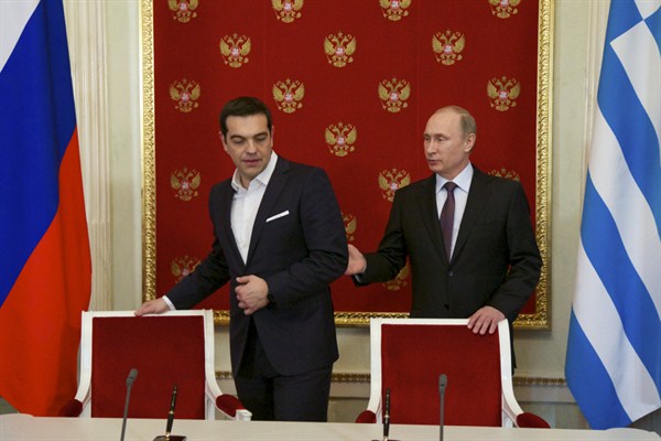 Russian President Vladimir Putin and Greek Prime Minister Alexis Tsipras attend a signing ceremony in the Kremlin, Moscow, Russia, April 8, 2015 (AP photo by Alexander Zemlianichenko).