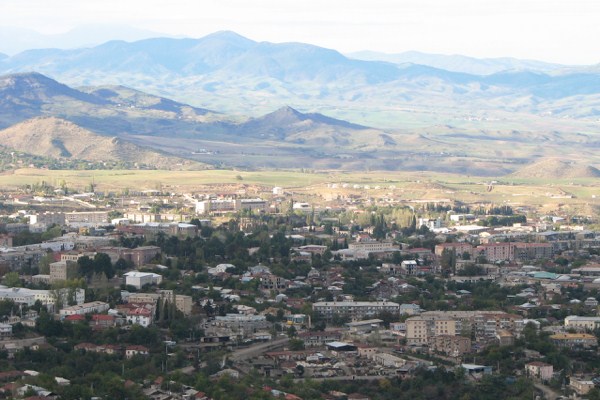 View of Stepanakert, Nagorno-Karabakh, Oct. 17, 2006 (photo by Flickr user hanming_huang licensed under the Creative Commons Attribution 2.0 Generic license).