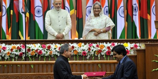 Indian Prime Minister Narendra Modi and Bangladeshi Prime Minister Sheikh Hasina witnessing the exchange of agreements between India and Bangladesh, Dhaka, Bangladesh, June 6, 2015 (photo from the website of the Indian Prime Minister).