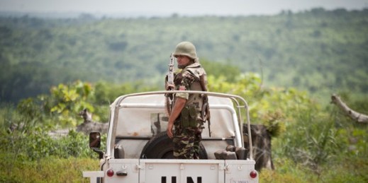 A Moroccan peacekeeper serving with the U.N. Multidimensional Integrated Stabilization Mission in the Central African Republic (MINUSCA) escorts a U.N. delegation in Bambari, Central Africa Republic (U.N. photo by Catianne Tijerina).