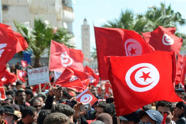 Protestors gather during an anti-extremism march, Tunis, Tunisia, March 29, 2015 (AP photo by Hichem Jouini).