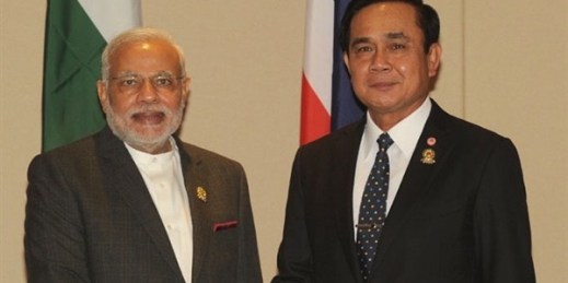 Indian Prime Minister meets with Thai Prime Minister Prayut Chan-o-cha, Naypyitaw, Myanmar, Nov. 12, 2014 (Photo from the website of the Indian Prime Minister).