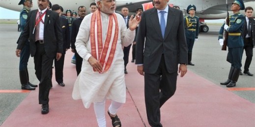 Indian Prime Minister Narendra Modi is received by the Kazakh Prime Minister Karim Massimov, Astana International Airport, Kazakhstan, July 7, 2015 (photo from the office of the Indian Prime Minister).