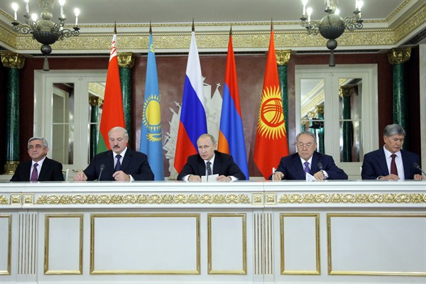 The presidents of Armenia, Belarus, Russia, Kazakhstan and Kyrgyzstan at the Eurasian Economic Union summit, Moscow, Russia, Dec. 23, 2014 (AP photo by Maxim Shipenkov).