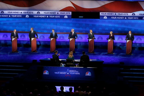 Republican presidential candidates appear during the CNBC Republican presidential debate in Boulder, Colo., Oct. 28, 2015 (AP photo by Brennan Linsley).