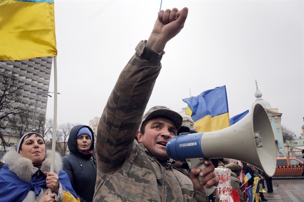 Ukraine’s Ruling Class and Public Take Different Views of Corruption