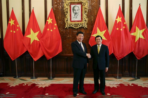 Chinese President Xi Jinping and Vietnamese President Truong Tan Sang at the Presidential Palace, Hanoi, Vietnam, Nov. 6, 2015 (AP photo by Na Son Nguyen).