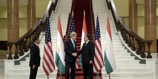 U.S. Secretary of State John Kerry with Tajik President Emomali Rahmon at the Palace of Nations, Dushanbe, Tajikistan, Nov. 3, 2015 (Pool photo by Brendan Smialowski via AP).