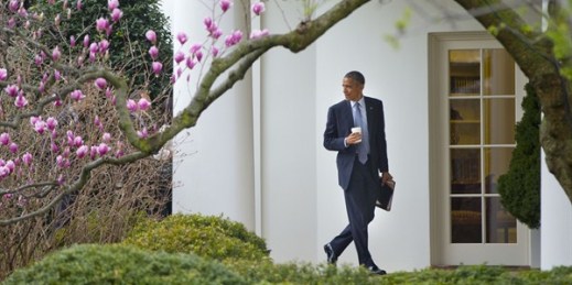 President Barack Obama walks back to the Oval Office of the White House, Washington, March 14, 2016 (AP photo by Pablo Martinez Monsivais).