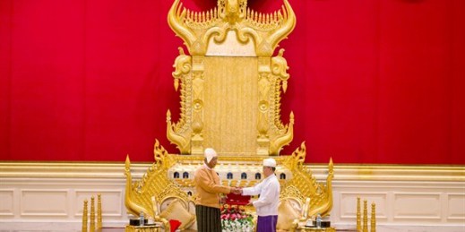 Myanmar’s new president, Htin Kyaw, left, during a handover ceremony with outgoing President Thein Sein, Naypyidaw, March 30, 2016 (AP/Pool photo by Ye Aung Thu).