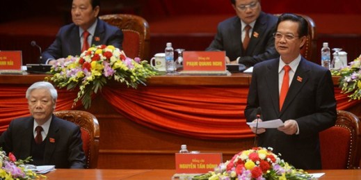 Vietnam's Prime Minister Nguyen Tan Dung delivers a speech next to General Secretary Nguyen Phu Trong during the opening ceremony of the Communist Party of Vietnam's 12th Congress, Hanoi, Vietnam, Jan. 21, 2016 (Pool Photo by Hoang Dinh Nam via AP).