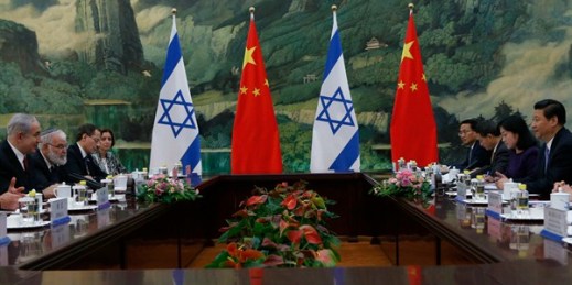 Chinese President Xi Jinping meeting with Israeli Prime Minister Benjamin Netanyahu, along with their delegates, Beijing, May 9, 2013 (AP photo by Kim Kyung-Hoon).