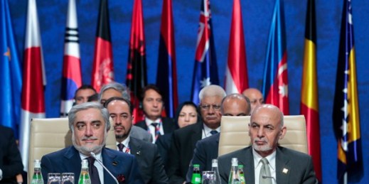 Afghan President Ashraf Ghani, right, and chief executive, Abdullah Abdullah, left, at the NATO summit, Warsaw, Poland, July 9, 2016 (AP photo by Markus Schreiber).