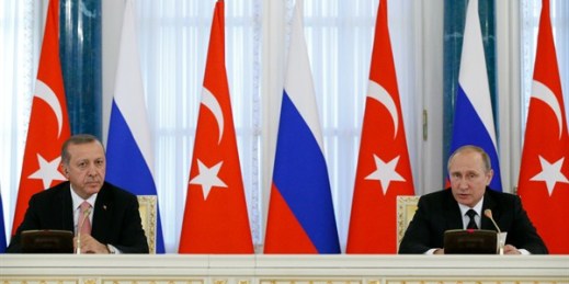 Turkish President Recep Tayyip Erdogan and Russian President Vladimir Putin after talks in the Konstantin palace outside St. Petersburg, Aug. 9, 2016 (AP photo by Alexander Zemlianichenko).