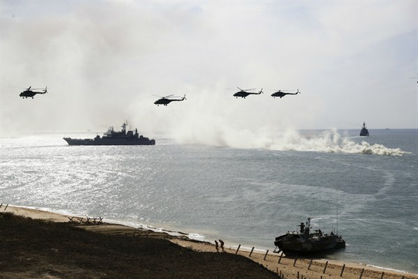 Russian navy ships and helicopters during military drills on the Black Sea coast, Crimea, Sept. 9, 2016 (AP photo by Pavel Golovkin).