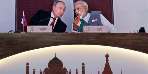 Indian Prime Minister Narendra Modi and Russian President Vladimir Putin, Goa, India, Oct. 15, 2016 (AP photo by Manish Swarup).