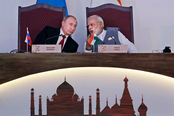 Indian Prime Minister Narendra Modi and Russian President Vladimir Putin, Goa, India, Oct. 15, 2016 (AP photo by Manish Swarup).