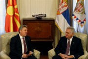 Macedonian President Gjorge Ivanov, left, meeting with his Serbian counterpart, Tomislav Nikolic, right, Belgrade, Serbia, Oct. 28, 2016 (AP photo by Darko Vojinovic).