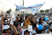 Supporters of the Islamist Justice and Development Party (PJD) during a campaign rally, Sale, Morocco, October 6, 2016 (AP photo by Abdeljalil Bounhar).
