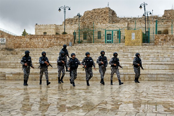 Jordanian security forces on patrol in Karak, where 10 people were killed by Islamic State gunmen, Dec. 19, 2016 (AP photo Ben Curtis).