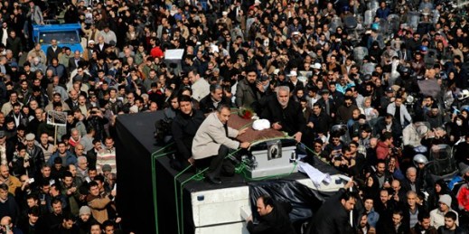 The coffin of former Iranian President Akbar Hashemi Rafsanjani is surrounded by mourners during his funeral, Tehran, Iran, Jan. 10, 2017 (AP photo by Ebrahim Noroozi).