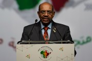 Sudanese President Omar al-Bashir speaks at the India-Africa Forum Summit, New Delhi, Oct. 29, 2015 (AP photo by Bernat Armangue).