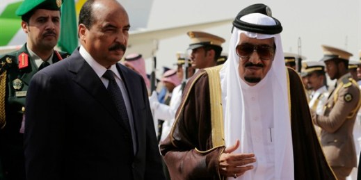 King Salman of Saudi Arabia receives Mauritanian President Mohamed Ould Abdel Aziz, Riyadh, Saudi Arabia, Nov. 10, 2015 (AP photo by Hasan Jamali).