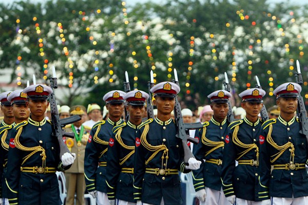 Members of the honor guard stand at attention during a ceremony to mark Myanmar's 69th anniversary of its independence, Naypyidaw, Myanmar, Jan. 4, 2017 (AP photo by Aung Shine Oo).