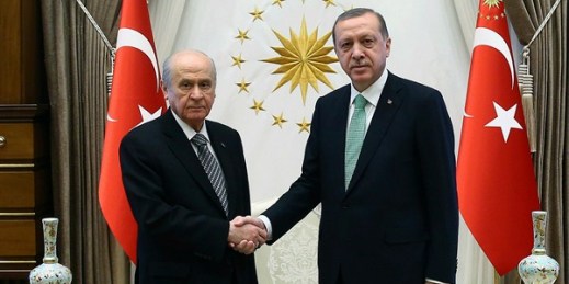 Turkish President Recep Tayyip Erdogan and Devlet Bahceli, the leader of opposition Nationalist Movement Party, Ankara, Turkey, Nov. 3, 2016 (AP photo by Kayhan Ozer).