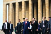 U.S. Secretary of State Rex Tillerson during a visit to the mausoleum of the founder of modern Turkey, Mustafa Kemal Ataturk, Ankara, March 30, 2017 (AP photo by Lefteris Pitarakis).