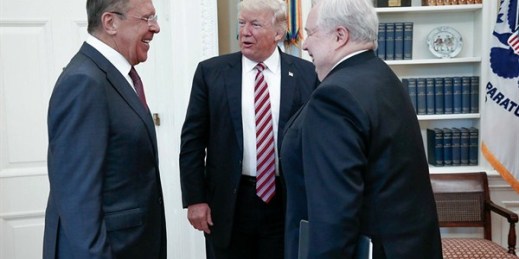 U.S. President Donald Trump meets with Russian Foreign Minister Sergey Lavrov, left, and Russia's ambassador to the U.S., Sergey Kislyak, at the White House, Washington, May 10, 2017 (Russian Foreign Ministry via AP).