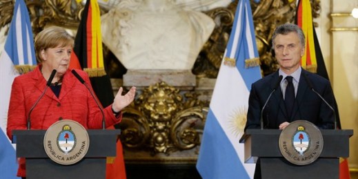 German Chancellor Angela Merkel and Argentine President Mauricio Macri attend a press conference, Buenos Aires, Argentina, June 8, 2017 (AP photo by Natacha Pisarenko).