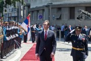 Serbian President Aleksandar Vucic inspects the Guard of Honor during an inauguration ceremony, Belgrade, May 31, 2017 (AP photo by Marko Drobnjakovic).