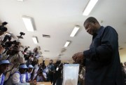 Angola’s new president, Joao Lourenco, casts his vote in the election that brought him to power, Luanda, Angola, Aug. 23, 2017 (AP photo by Bruno Fonseca).