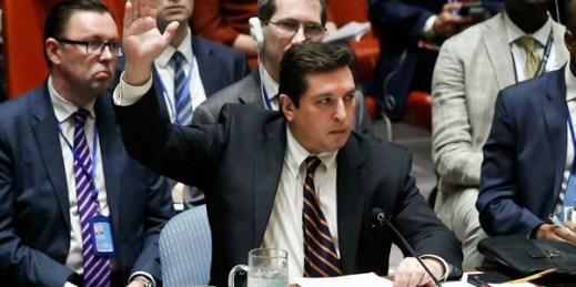 Russian Deputy U.N. Ambassador Vladimir Safronkov raises his hand to vote against a resolution condemning Syria’s use of chemical weapons, U.N. headquarters, New York, April 12, 2017 (AP photo by Bebeto Matthews).