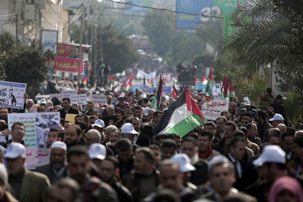 Thousands of employees of UNRWA, the U.N agency for Palestinian refugees demonstrate in support of their organization following U.S. funding cuts, Gaza City, Jan. 29, 2018 (AP photo by Khalil Hamra).