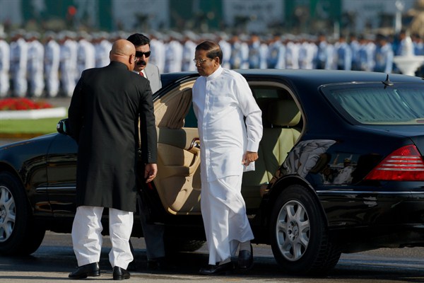 Visiting Sri Lankan President Maithripala Sirisena arrives to attend a military parade in Islamabad, Pakistan, March 23, 2018 (AP photo by Anjum Naveed).