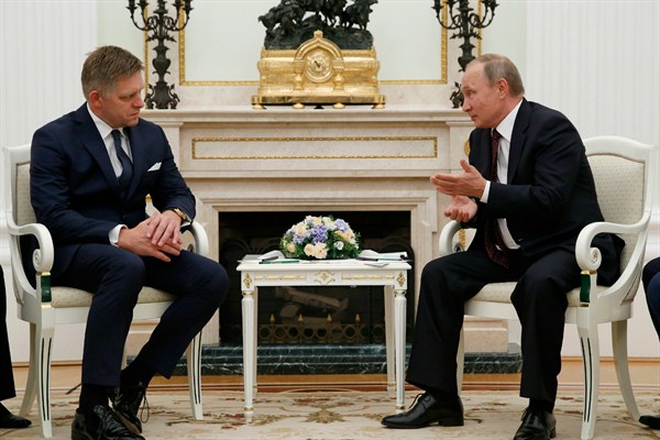 Russian President Vladimir Putin and Robert Fico, Slovakia’s prime minister at the time, during a meeting in the Kremlin, Moscow, Russia, Aug. 25, 2016 (AP photo by Alexander Zemlianichenko).