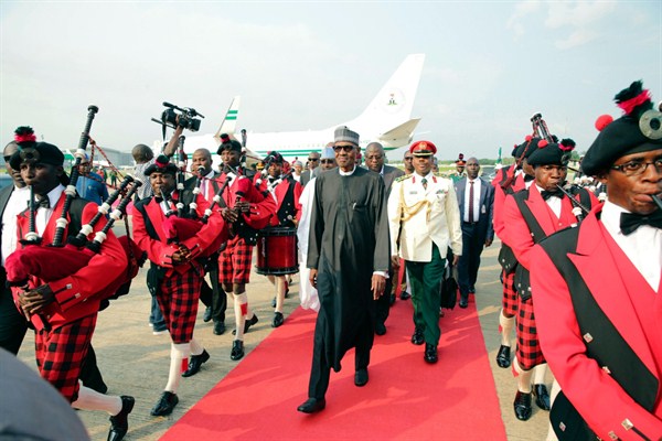 Nigerian President Muhammadu Buhari arrives at the Nnamdi Azikiwe International Airport, Abuja, Nigeria, Aug. 19, 2017 (Photo by Sunday Aghaeze for the Nigerian State House via AP).