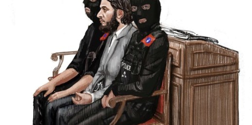 In this courtroom sketch, Salah Abdeslam, center, sits between two police officers during his trial, Brussels, Feb. 5, 2018 (AP photo by Petra Urban).