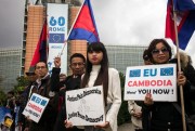 Cambodians hold a protest demanding the release of opposition leader Kem Sokha,  Brussels, Belgium, Sept. 18, 2017 (DPA photo by Wiktor Dabkowski via AP Images).