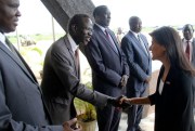 Nikki Haley, the U.S. ambassador to the U.N., greets South Sudanese officials on her arrival in Juba, South Sudan, Oct.25, 2017 (AP photo. )